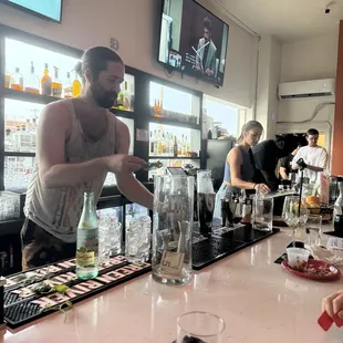 Bar