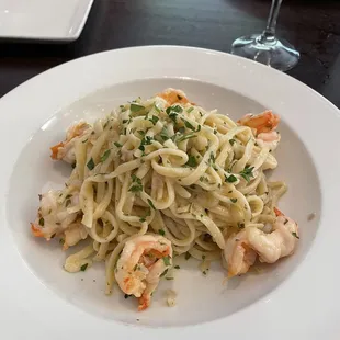 Shrimp Scampi Linguine