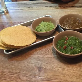 Guac, Roja & Verde