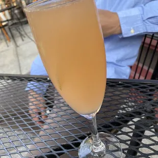 Peach Rose City Bellinitini