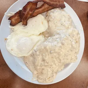 Biscuits &amp; Gravy. Eggs. Side o' Bacon