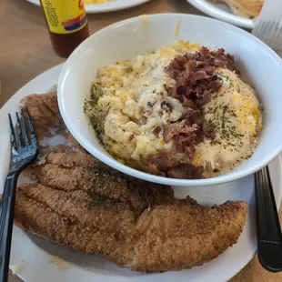Catfish and grits.