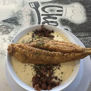 Catfish &amp; Grits meal