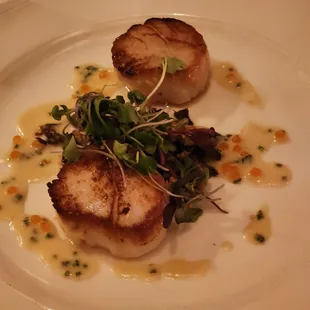 Pan-Seared Sea Scallops