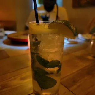 Lychee Mojito