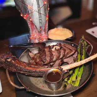 Wagyu Tomahawk