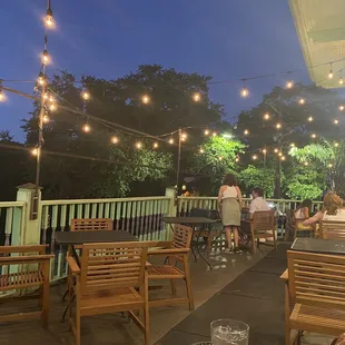 Upstairs outdoor balcony