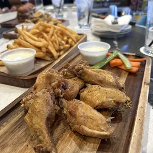 Lemon pepper wings 10/10