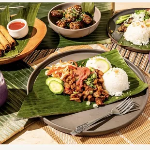 We do catering for small parties, corporate parties, weddings and more!