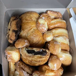 Full box of goodies :)))