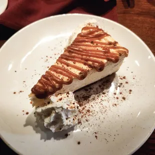Cheesecake with salted caramel.