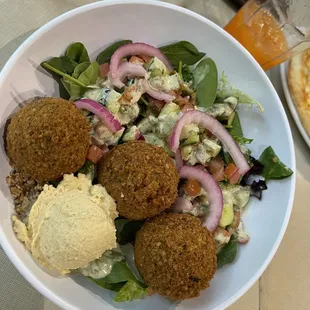 Falafel Salad