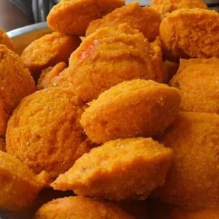 a bowl of fried chicken nuggies