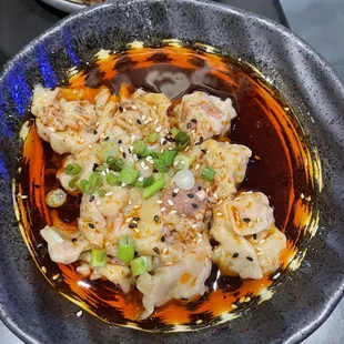 6 Piece Strange Hot Wonton--disintegrating wonton wrapper, nothing special. Bad texture, tasted fine