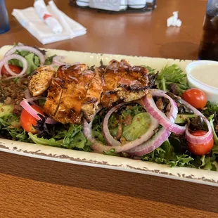 Brow&apos;s buffalo chicken salad