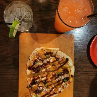Chicken BBQ Flatbread and Gin&amp;Tonic