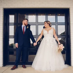 2020 wedding outside BASH