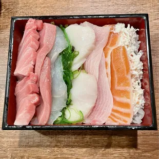 Chirashi Don ($25)