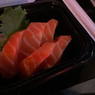 S1. Five Piece Sake Sashimi Combo