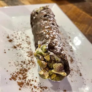 Pistacchio Cannoli