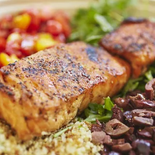 Healthy Grilled Salmon Bowl