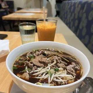 Duck or Beef Noodle Soup