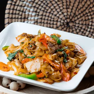 Drunken Noodles