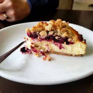 Blueberry Cobbler Cheesecake