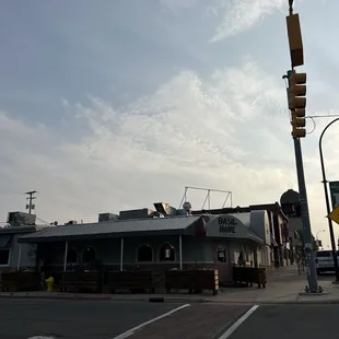 a view of a street corner