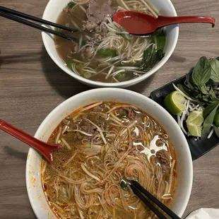 food, ramen and noodles