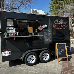 Fresh pizza from a food truck!