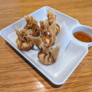 Rangoons were more cheese than crab.