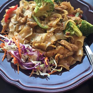 E3. Pad-Kee-Mow (Drunken Noodles)