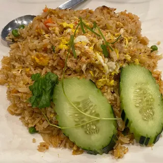 R6. Crab Meat &  Shrimp Fried Rice