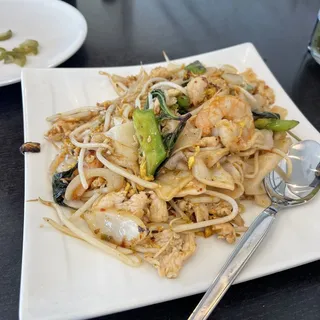 N5. Pad Kee Mow (Drunken Noodle)