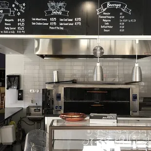 sushi and sashimi, interior