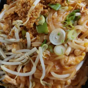 Pad Thai with Chicken