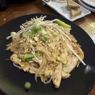 Chicken Pad Thai