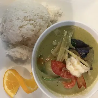 L3. Green Curry Lunch Special