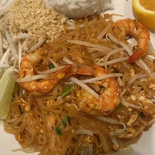 L16. Pad Thai Lunch Special