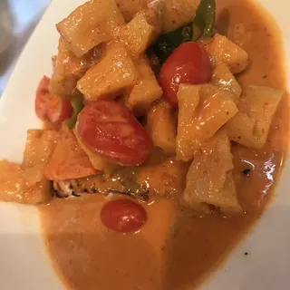 84. Salmon Pineapple Curry