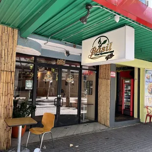 Located on Fort Street Mall near McDonalds