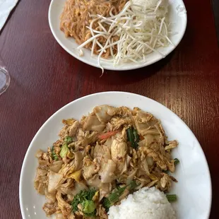 Pad Thai, Phad See-Ew (top to bottom)