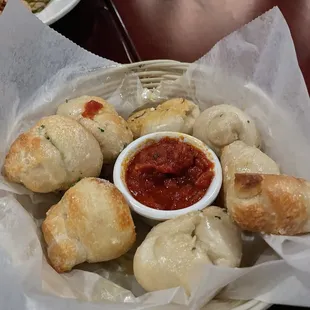 Awesome garlic knots!!