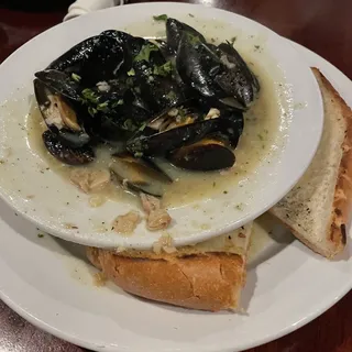 Basilicos mussels