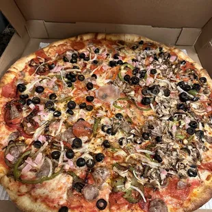 Deluxe pizza
