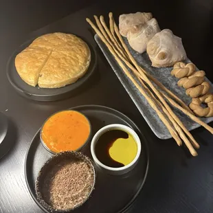 Housemade Bread Service