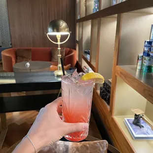 Pink berry collins