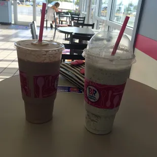 Mint chocolate chip and Oreo shakes