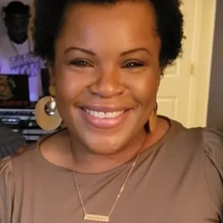 Chezra D.